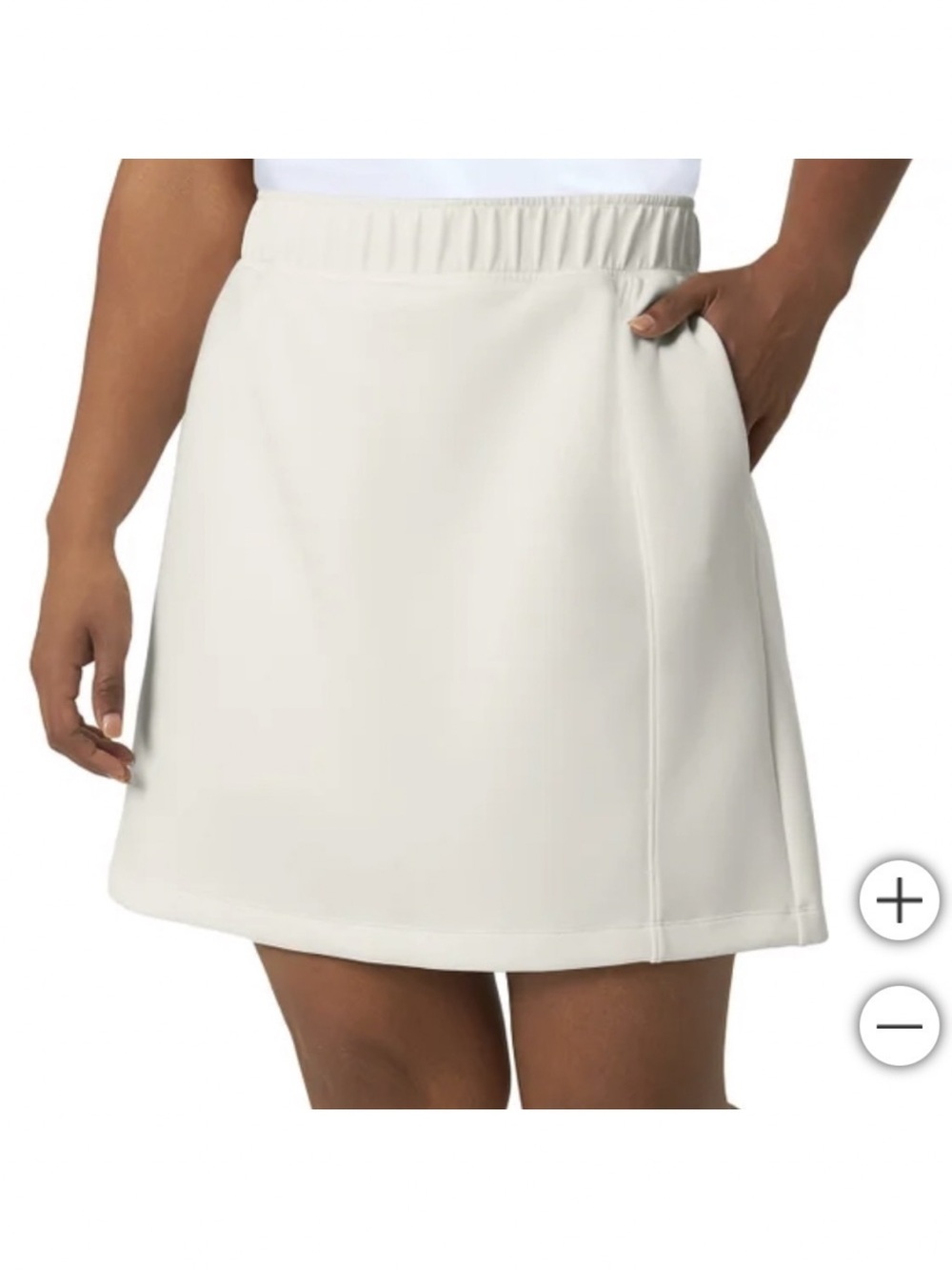 NWT Mondetta white color High-Rise
Walking Skort size XXL